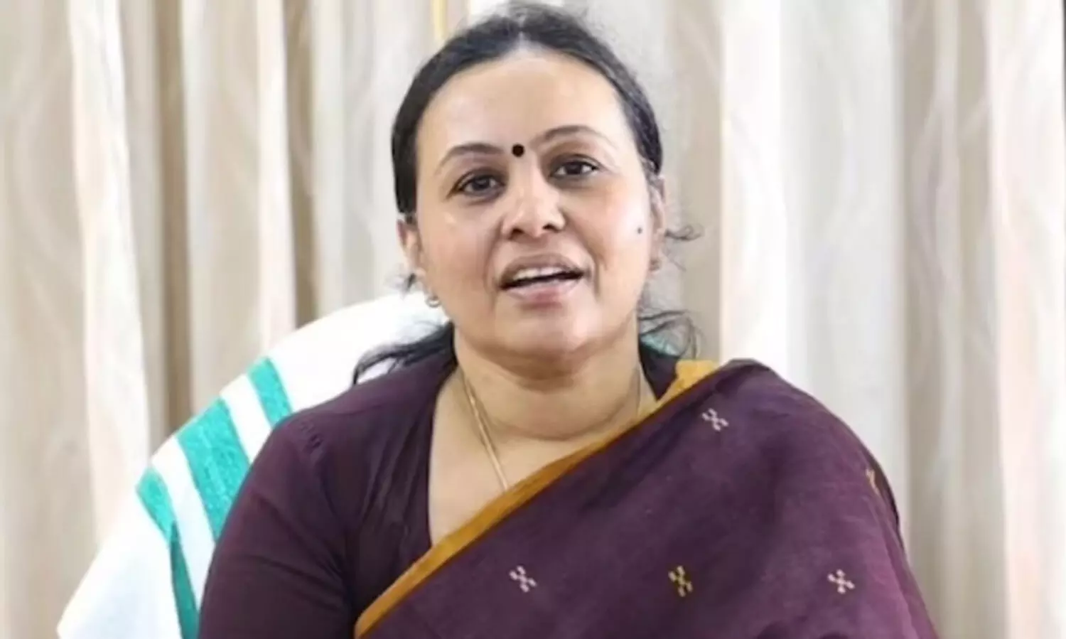 നെഗറ്റീവ് എനര്‍ജി: സര്‍ക്കാര്‍ ഓഫീസിലെ പ്രാർഥനയിൽ അന്വേഷണത്തിന് വീണ ജോർജ് നിര്‍ദേശം നല്‍കി