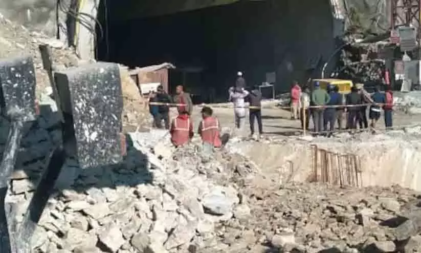 Under construction tunnel collapses in Uttarakhand, 36 workers feared trapped Under construction tunnel collapses in Uttarakhand, 36 workers feared trapped