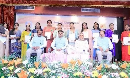 എ​സ്.​എ​ൻ.​സി.​എ​സ് മെം​ബേ​ഴ്സ് നൈ​റ്റ് 2023 ന്റെ ​ഭാ​ഗ​മാ​യി ന​ട​ന്ന ച​ട​ങ്ങി​ൽ വ​നി​ത​ക​ൾ​ക്ക്  അം​ഗ​ത്വം ന​ൽ​കിയപ്പോൾ