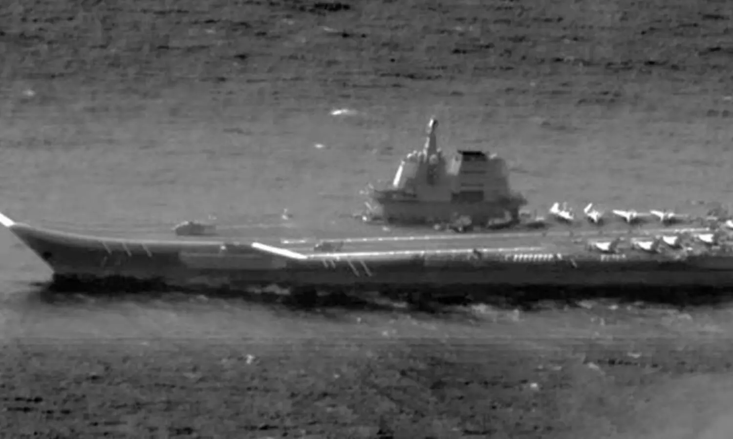 അറബിക്കടലിൽ സംയുക്ത സൈനികാഭ്യാസവുമായി ചൈനയും പാകിസ്താനും