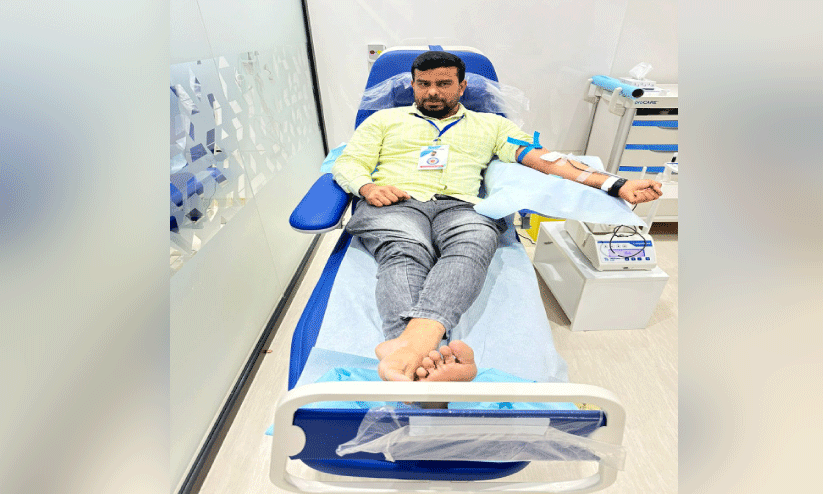 ര​ക്ത​ദാ​ന​ക്യാ​മ്പ് സം​ഘ​ടി​പ്പി​ച്ചു