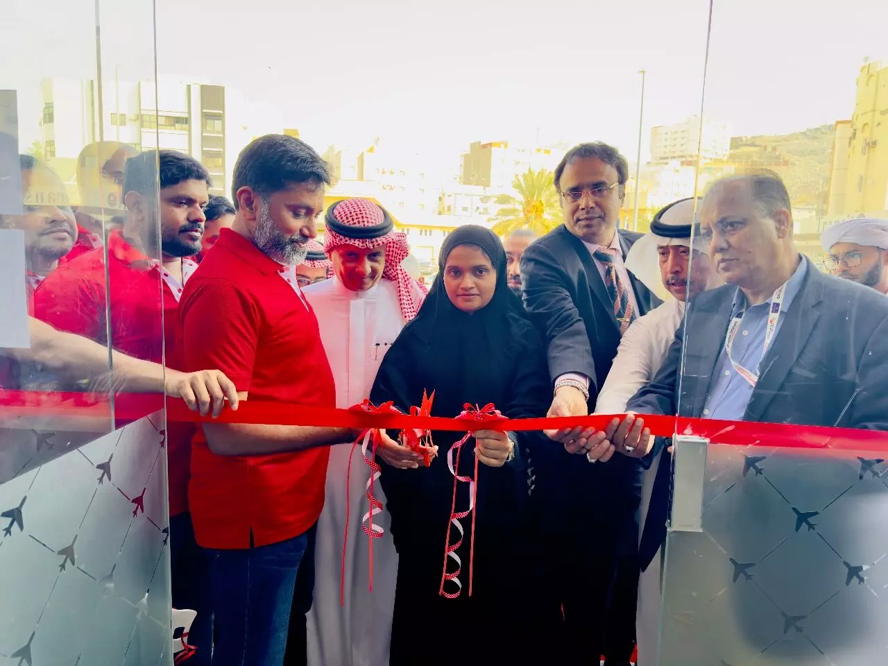 അക്ബർ ട്രാവൽസ് 19ാമത് ശാഖ മക്കയിൽ പ്രവർത്തനം ആരംഭിച്ചു അക്ബർ ട്രാവൽസ് 19ാമത് ശാഖ മക്കയിൽ പ്രവർത്തനം ആരംഭിച്ചു