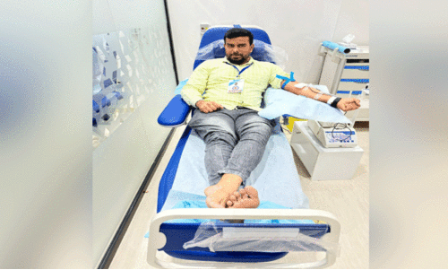 ര​ക്ത​ദാ​ന​ക്യാ​മ്പ് സം​ഘ​ടി​പ്പി​ച്ചു