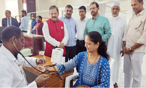 ര​ക്ത​ദാ​ന ക്യാ​മ്പ്