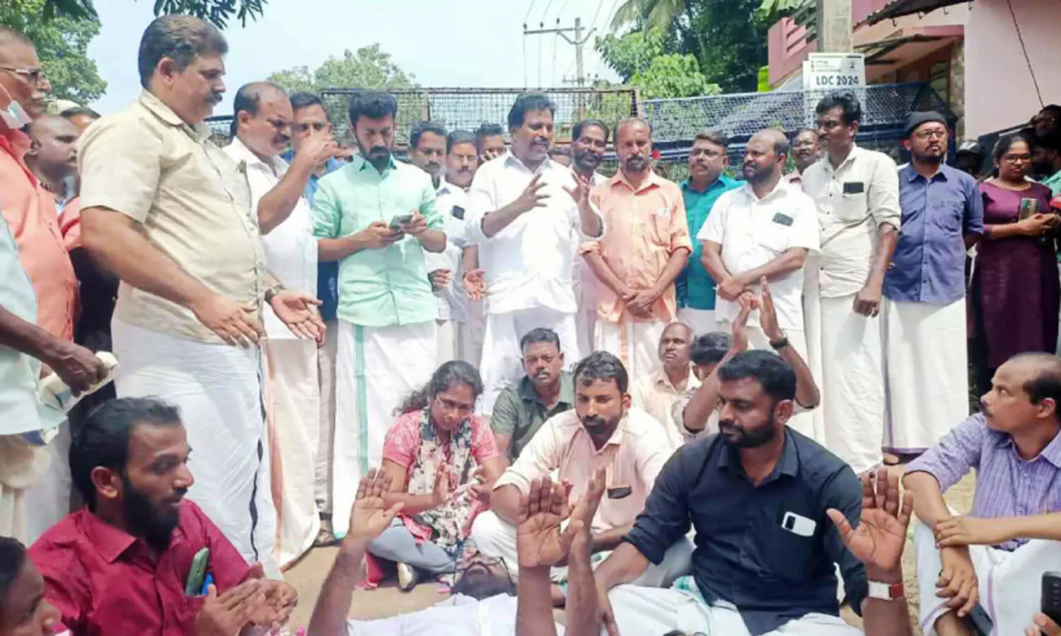 പാലമേൽ മറ്റപ്പള്ളിയിലെ മണ്ണെടുപ്പ്: പ്രക്ഷോഭത്തിന് താൽക്കാലിക വിജയം