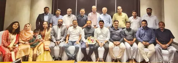 വേ​ൾ​ഡ് മ​ല​യാ​ളി കൗ​ൺ​സി​ൽ സ​ന്തോ​ഷ് കു​മാ​ർ കേ​ട്ടേ​ത്തി​ന് സ്വീ​ക​ര​ണം ന​ൽ​കി