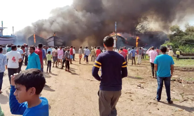 Fire at Udupi Gangoli Jetty