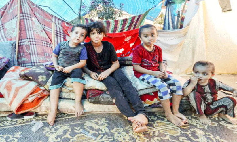 ഫലസ്തീനിലെ കുട്ടികൾ അഭയാർഥി ക്യാമ്പിൽ