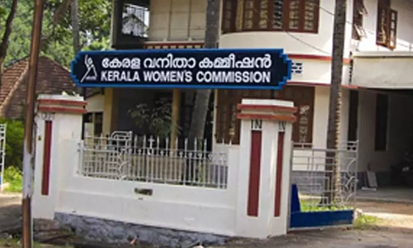 കേരളീയ സമൂഹം കാത്തിരുന്ന വിധിയെന്ന് വനിത കമീഷന് കേരളീയ സമൂഹം കാത്തിരുന്ന വിധിയെന്ന് വനിത കമീഷന്
