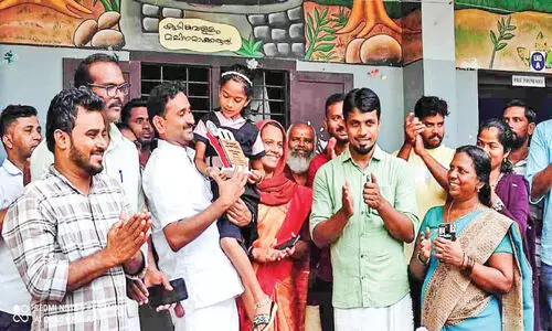 Municipal authorities reached the school and congratulating Sapthamol