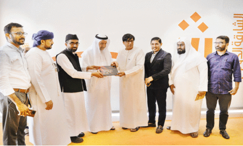 ‘ചെ​യ്ഞ്ച്മേ​ക്കേ​ഴ്സ്’ ഷാ​ർ​ജ അ​ന്താ​രാ​ഷ്ട്ര പു​സ്ത​ക​മേ​ള​യി​ൽ പ്ര​കാ​ശ​നം ചെ​യ്തു