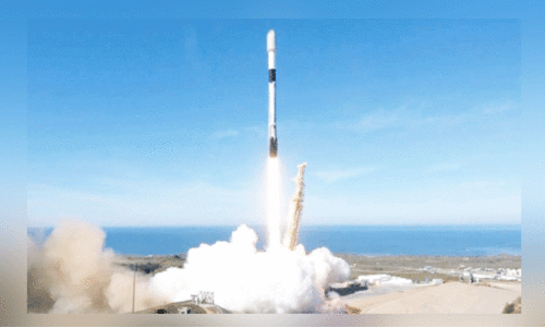 ഒ​മാ​ന്റെ പ്ര​ഥ​മ ഉ​പ​ഗ്ര​ഹം അ​മാ​ൻ -ഒ​ന്ന് വി​ജ​യ​ക​ര​മാ​യി വി​ക്ഷേ​പി​ച്ചു