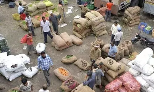 മൊത്തവില പണപ്പെരുപ്പം ഏഴാം മാസവും നെഗറ്റീവിൽ
