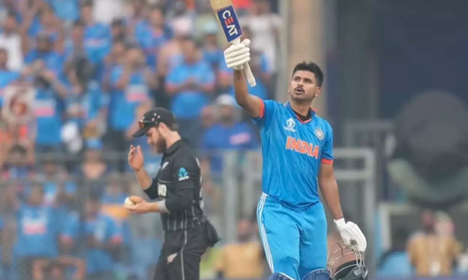 മധ്യനിരയിലെ ആദ്യ അഞ്ഞൂറാൻ..!; ശ്രേയസ് അയ്യർക്ക് അപൂർവ്വ നേട്ടം