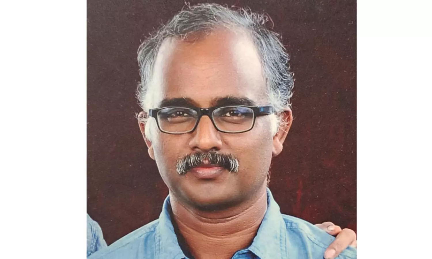 ശില്പി വി. സതീശൻ നിര്യാതനായി