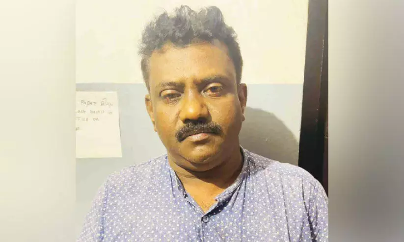 പെരിന്തൽമണ്ണ ഭൂമി തട്ടിപ്പ്: വ്യാജ പട്ടയം ഉണ്ടാക്കിയയാൾ അറസ്റ്റിൽ പെരിന്തൽമണ്ണ ഭൂമി തട്ടിപ്പ്: വ്യാജ പട്ടയം ഉണ്ടാക്കിയയാൾ അറസ്റ്റിൽ