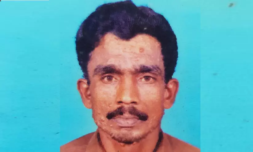 കാട്ടാനയുടെ ആക്രമണത്തിൽ പരിക്കേറ്റ് ചികിത്സയിലിരുന്ന ടാപ്പിങ് തൊഴിലാളി മരിച്ചു കാട്ടാനയുടെ ആക്രമണത്തിൽ പരിക്കേറ്റ് ചികിത്സയിലിരുന്ന ടാപ്പിങ് തൊഴിലാളി മരിച്ചു