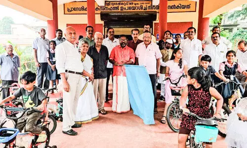 കുട്ടികളുടെ ലൈബ്രറിയിലെ നവീകരിച്ച പാർക്ക് തുറന്നു