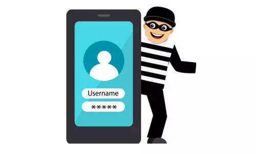 സൈബര്‍ തട്ടിപ്പ്: വിലങ്ങിടാൻ വളന്റിയര്‍മാർ