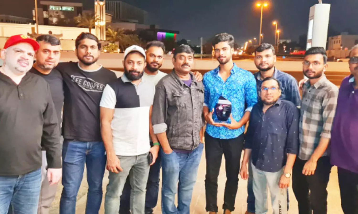 പാ​ടൂ​ർ ഫ്രീ​ക്സ്‌ ക്ല​ബി​ന്റെ ആ​ദ​രം