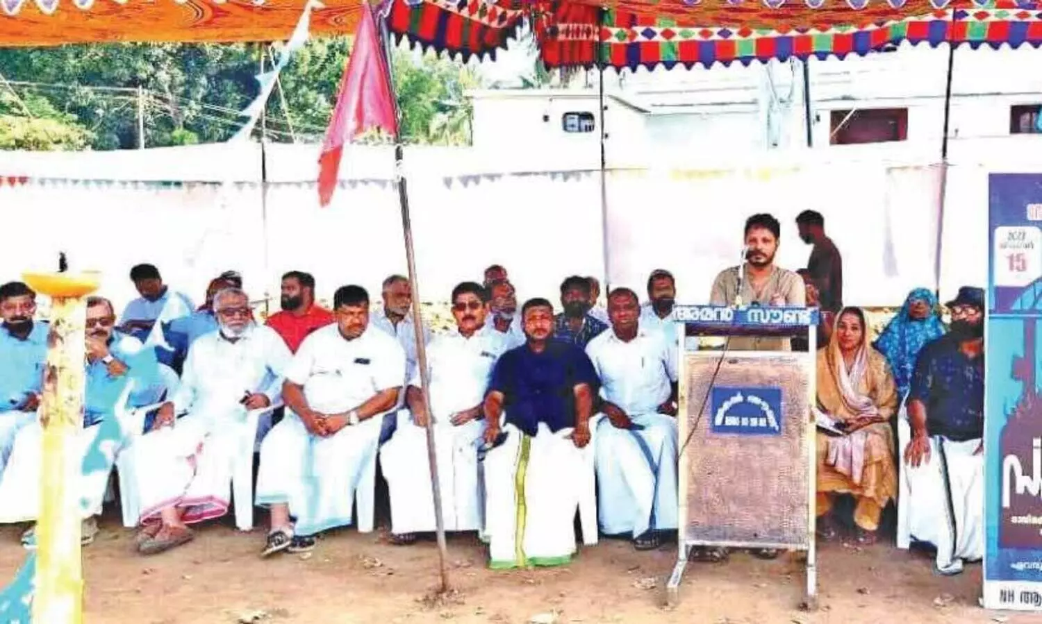 ചേറ്റുവ അടിപ്പാത: ആക്ഷൻ കൗൺസിൽ നിരാഹാര സമരം നടത്തി