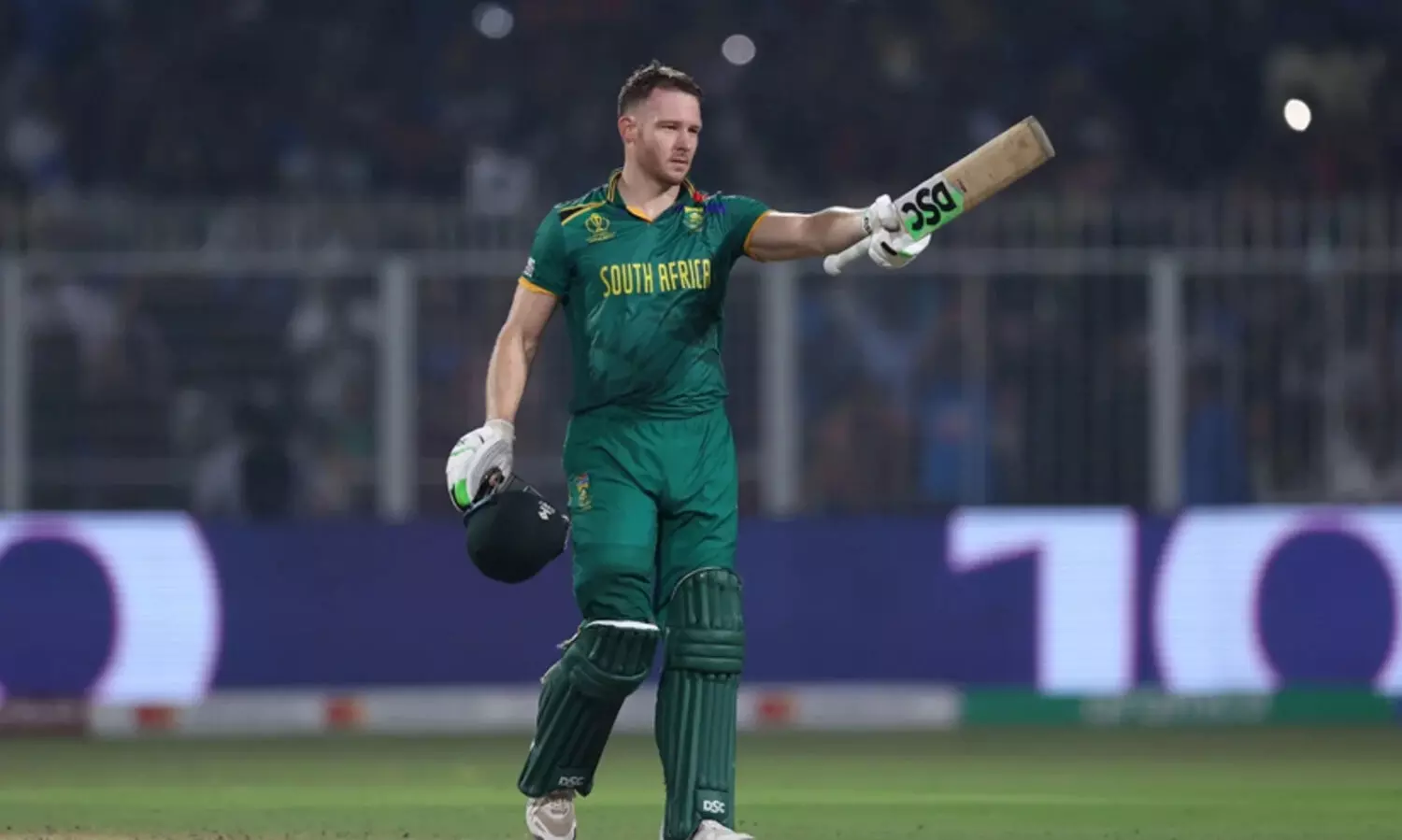 മില്ലറിന്‍റെ ഒറ്റയാൾ പോരാട്ടം (101 റൺസ്); ദക്ഷിണാഫ്രിക്കക്കെതിരെ ആസ്ട്രേലിയക്ക് 213 റൺസ് വിജയലക്ഷ്യം