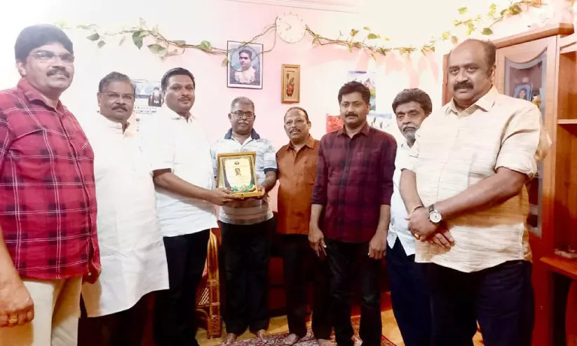 ജോസ് വർഗീസിന് യാത്രയയപ്പ് നൽകി ജോസ് വർഗീസിന് യാത്രയയപ്പ് നൽകി