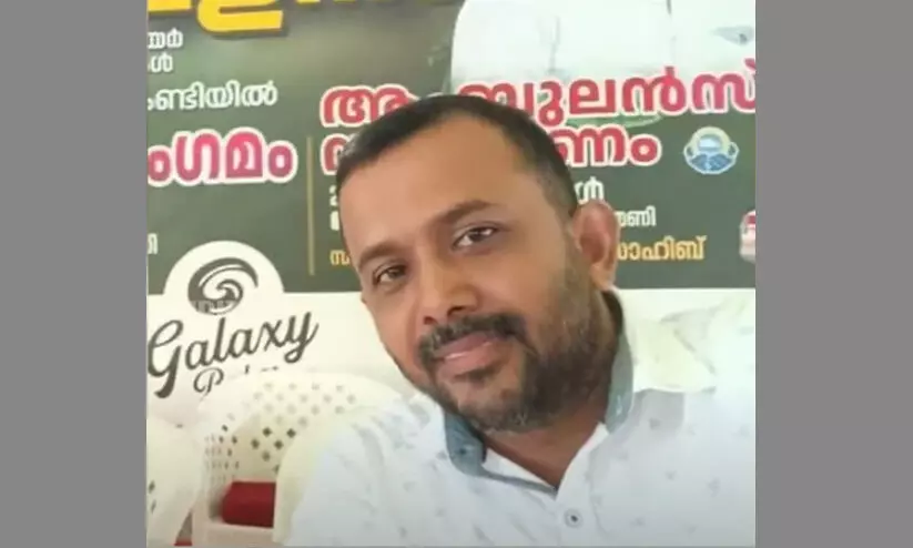 കെ.എസ്.ആർ.ടി.സിയിൽ നഗ്നത പ്രദർശനം; ഹയർസെക്കൻഡറി അധ്യാപകൻ അറസ്റ്റിൽ കെ.എസ്.ആർ.ടി.സിയിൽ നഗ്നത പ്രദർശനം; ഹയർസെക്കൻഡറി അധ്യാപകൻ അറസ്റ്റിൽ