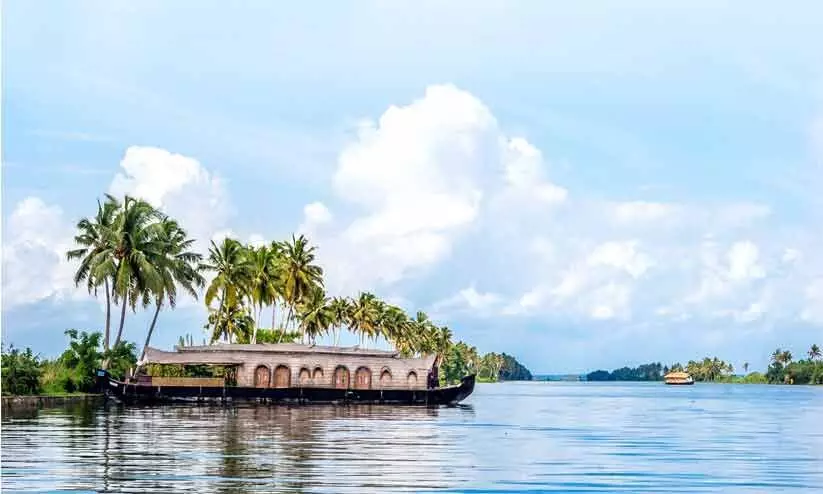 കു​ട്ട​നാ​ടി​​​ന്റെ   രാ​ഷ്​​ട്രീ​യ ഭൂ​മി​ക ശീ​ത​ങ്ക​ൻ  തി​രു​ത്തി​യ​തെ​ങ്ങ​നെ?