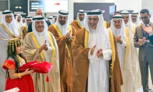 അപൂർവ ആ​ഭ​ര​ണ​ശേ​ഖ​ര​വു​മാ​യി ജ്വ​ല്ല​റി അ​റേ​ബ്യ 2023 പ്ര​ദ​ർ​ശ​ന​ത്തി​നു തു​ട​ക്കം