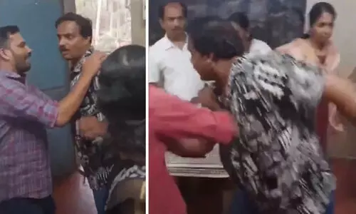 സ്റ്റാഫ് മീറ്റിങ്ങിൽ കയറി അക്രമം: അധ്യാപകൻ അറസ്റ്റിൽ