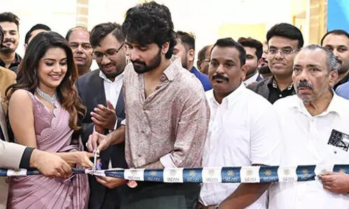 റി​സാ​ൻ ഗോ​ൾ​ഡ്‌ ആ​ൻ​ഡ്​ ഡ​യ​മ​ണ്ട്​​സ്​ ഷാ​ർ​ജ സ​ഫാ​രി മാ​ളി​ൽ പ്ര​വ​ർ​ത്ത​ന​മാ​രം​ഭി​ച്ചു