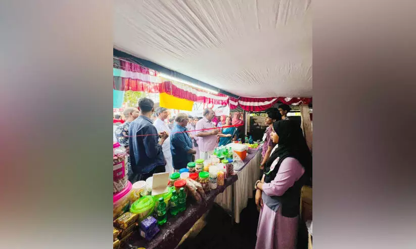 സഹപാഠിക്ക് വീടൊരുക്കാൻ ലഘുഭക്ഷണ ശാലയുമായി എൻ.എസ്.എസ് വിദ്യാർഥികൾ