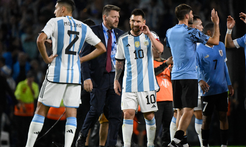 അർജന്‍റീനക്ക് ലോകകപ്പ് യോഗ്യത മത്സരത്തിൽ ആദ്യ തോൽവി; യുറുഗ്വായിയോട് തോറ്റത് രണ്ട് ഗോളിന്