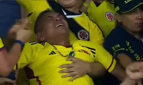 കടന്നുവന്ന വഴികൾ കഠിനമായിരുന്നു...; ബ്രസീലിനെതിരെ മകൻ ഗോളടിക്കുമ്പോൾ ഗാലറിയിലിരുന്ന് പൊട്ടിക്കരഞ്ഞ് ഡയസിന്‍റെ പിതാവ്