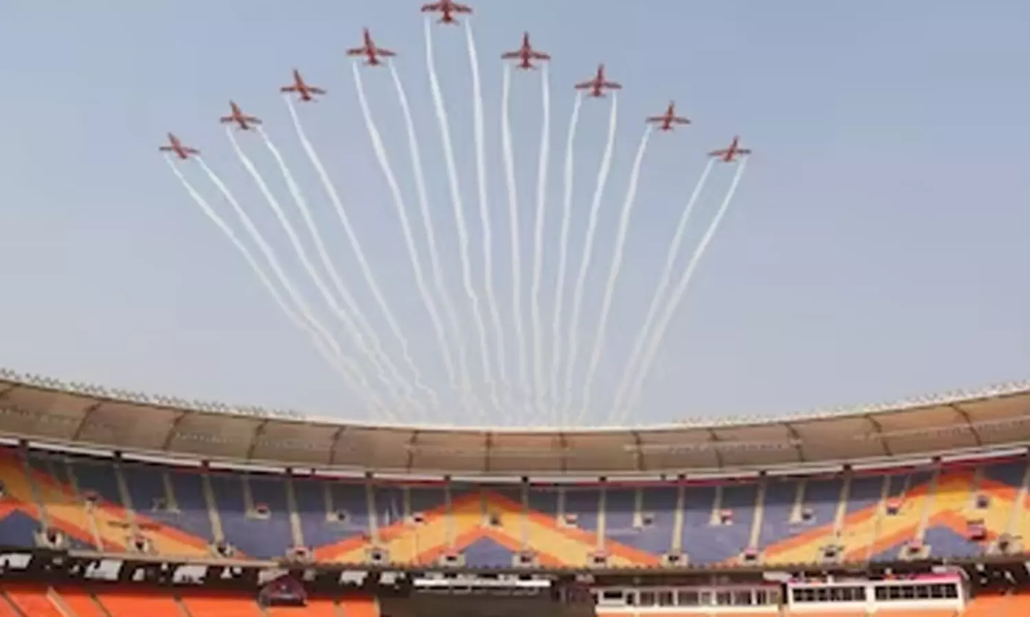 ഫൈനൽ കാണാൻ മോദിയെത്തും; സൂര്യകിരൺ ടീമിന്‍റെ വ്യോമാഭ്യാസവും