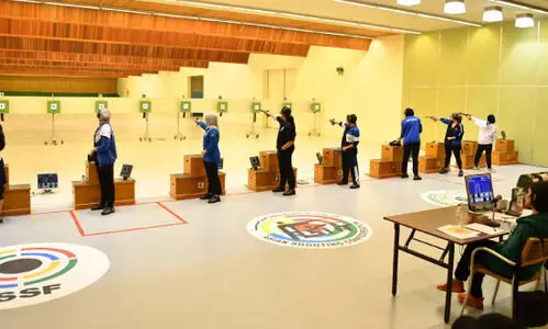 ഷൂ​ട്ടി​ങ് ചാ​മ്പ്യ​ൻ​ഷി​പ്പി​ന് തു​ട​ക്കം