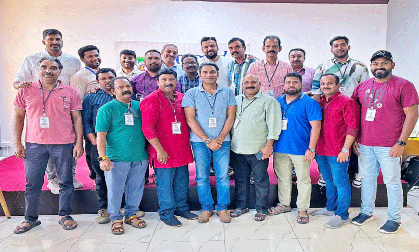 നമ്മൾ ചാവക്കാട്ടുകാർ ഒരാഗോള സൗഹൃദക്കൂട്ട് ഒമാൻ ചാപ്റ്ററിന് പുതിയ ഭാരവാഹികൾ നമ്മൾ ചാവക്കാട്ടുകാർ ഒരാഗോള സൗഹൃദക്കൂട്ട് ഒമാൻ ചാപ്റ്ററിന് പുതിയ ഭാരവാഹികൾ