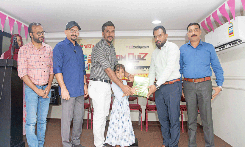 ഗ​​ൾ​​ഫ് മാ​​ധ്യ​​മം ഫ്രീ​​ഡം ക്വി​​സ്​: വി​ജ​യി​ക​ൾ​ക്ക്​ സ​മ്മാ​ന​ങ്ങ​ൾ വി​ത​ര​ണം ചെ​യ്തു