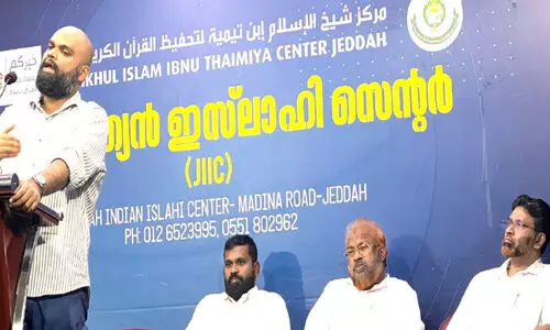 In a class organized by Jeddah Indian Islahi Center Mustafa Tanveer speaks