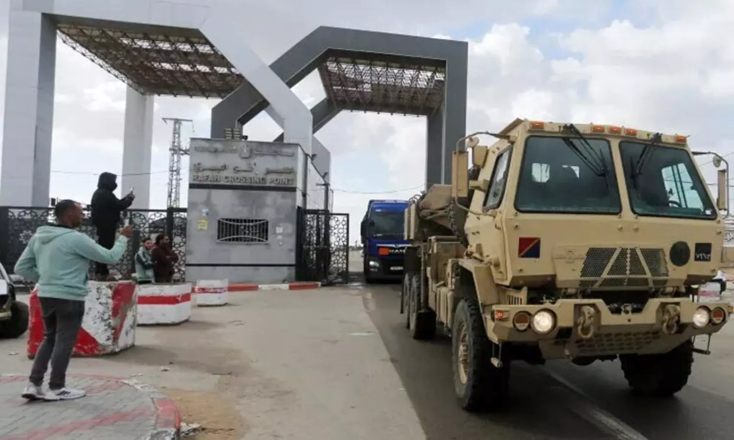 ഗസ്സക്ക് ആശ്വാസവുമായി ജോർഡൻ താൽക്കാലിക ആശുപത്രി അതിർത്തി കടന്നു; സ്ഥാപിക്കുന്നത് ഖാൻ യൂനിസിൽ