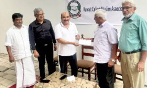 കെ.​സി.​എം.​എ സോ​ഷ്യ​ൽ സെ​ക്യൂ​രി​റ്റി ഫ​ണ്ട് കൈ​മാ​റി