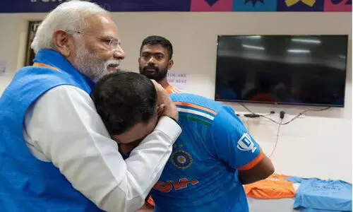 ഡ്രസ്സിങ് റൂമിലെത്തി മനോവീര്യമുയര്‍ത്തിയതിന് നന്ദി; പ്രധാനമന്ത്രിക്ക് നന്ദി അറിയിച്ച് മുഹമ്മദ് ഷമി