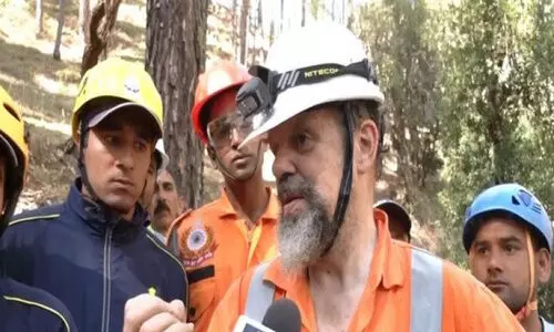 തുരങ്കദൗത്യത്തിന് ഇനി നേതൃത്വം പ്രഫ. ആർനോൾഡ് ഡിക്സിന്