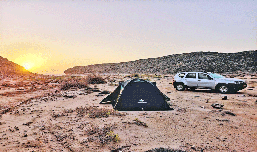 വരൂ, നമുക്ക് മലമുകളിലും ബീച്ചുകളിലും പോയി രാപ്പാർക്കാം വരൂ, നമുക്ക് മലമുകളിലും ബീച്ചുകളിലും പോയി രാപ്പാർക്കാം