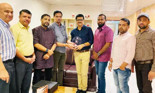 പ്ര​മോ​ദ് രാ​മ​ന് കെ.​ഇ.​എ സ്വീ​ക​ര​ണം ന​ൽ​കി