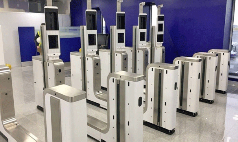 മസ്‌കത്ത്​ വിമാനത്താവളത്തിൽ മുഖം തിരിച്ചറിയുന്ന പുതിയ ഇ-ഗേറ്റുകൾ ഈ ആഴ്​ച നടപ്പിൽ വരും