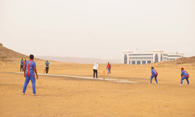 അന്തരീക്ഷം തണുപ്പിലേക്ക്​; കളിമുറ്റങ്ങൾക്ക്​ ചൂടുപിടിക്കുന്നു