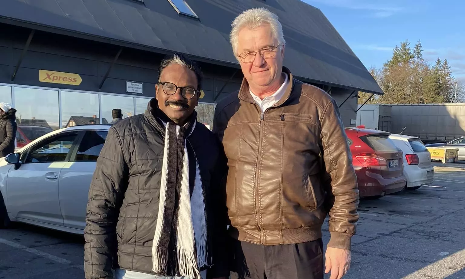 രാഷ്ട്രീയമല്ലാതെ മറ്റൊരു തൊഴിലുമെടുക്കാത്ത നമ്മുടെ നാട്ടിലെ രാഷ്ട്രീയക്കാർ.... -ശ്രദ്ധേയമായി ഡോ. ബിജുവിന്‍റെ കുറിപ്പ്