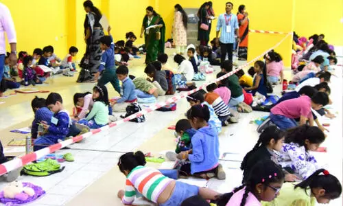 നി​റ​ങ്ങ​ളാ​ൽ നി​റ​ഞ്ഞ് ‘മ​ഴ​വി​ല്ല്-2023’ ചി​ത്ര​ര​ച​ന മ​ത്സ​രം